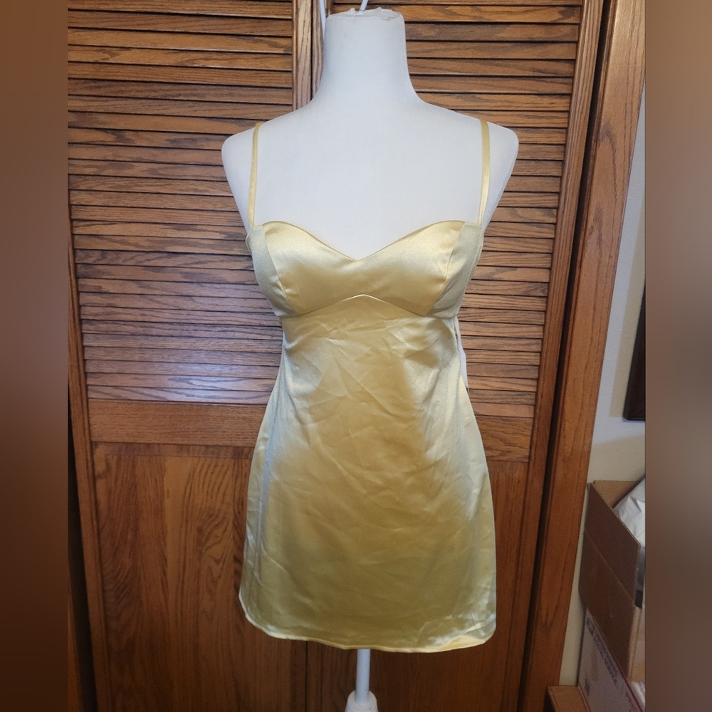 NEW Elegant Yellow Gold Satin Mini Slip Dress Size 4